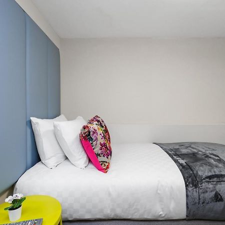 Unique Single Occupancy Studio Лондон Экстерьер фото